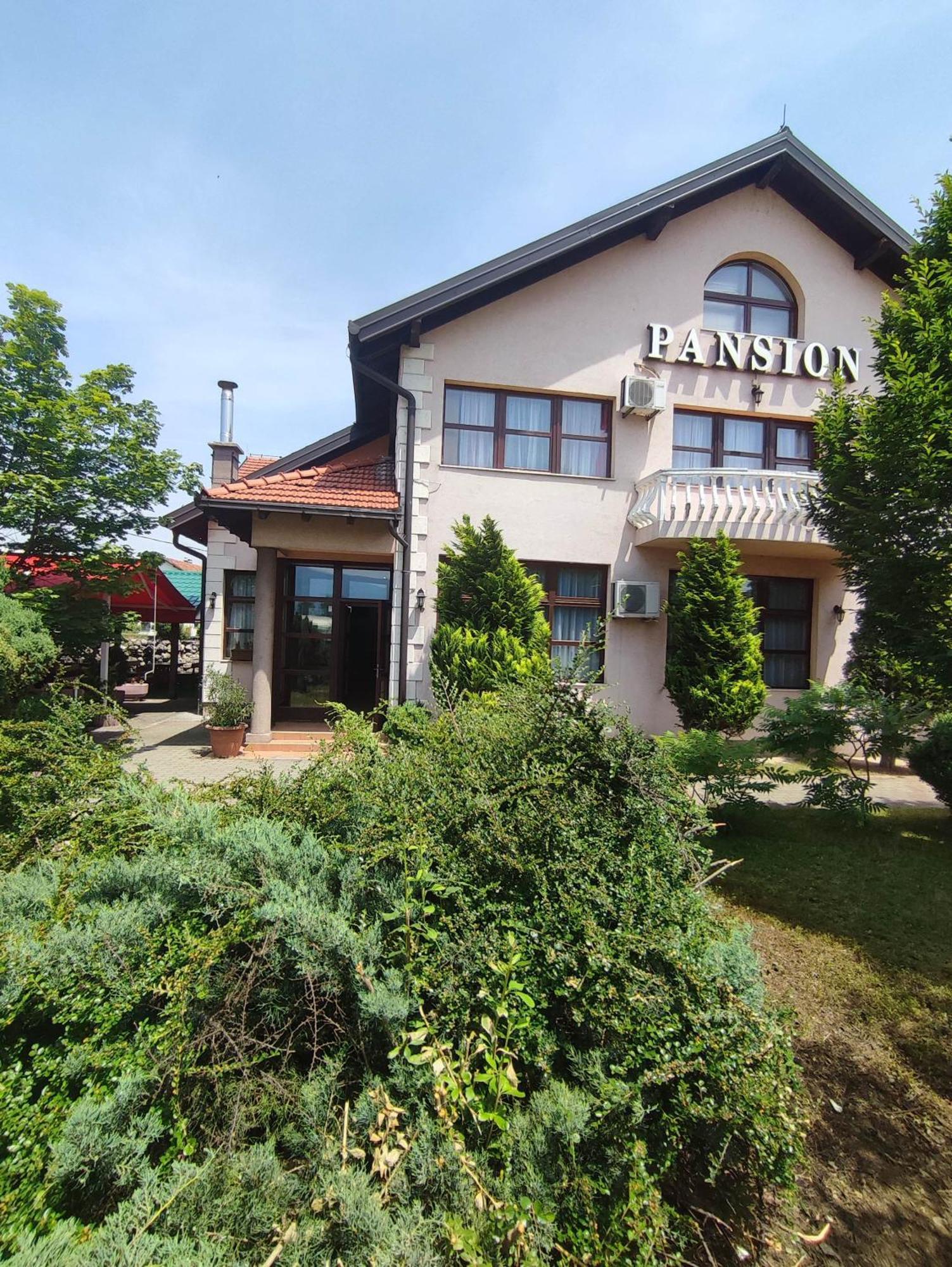 Pansion Kamin Bed & Breakfast Lukavica Dış mekan fotoğraf