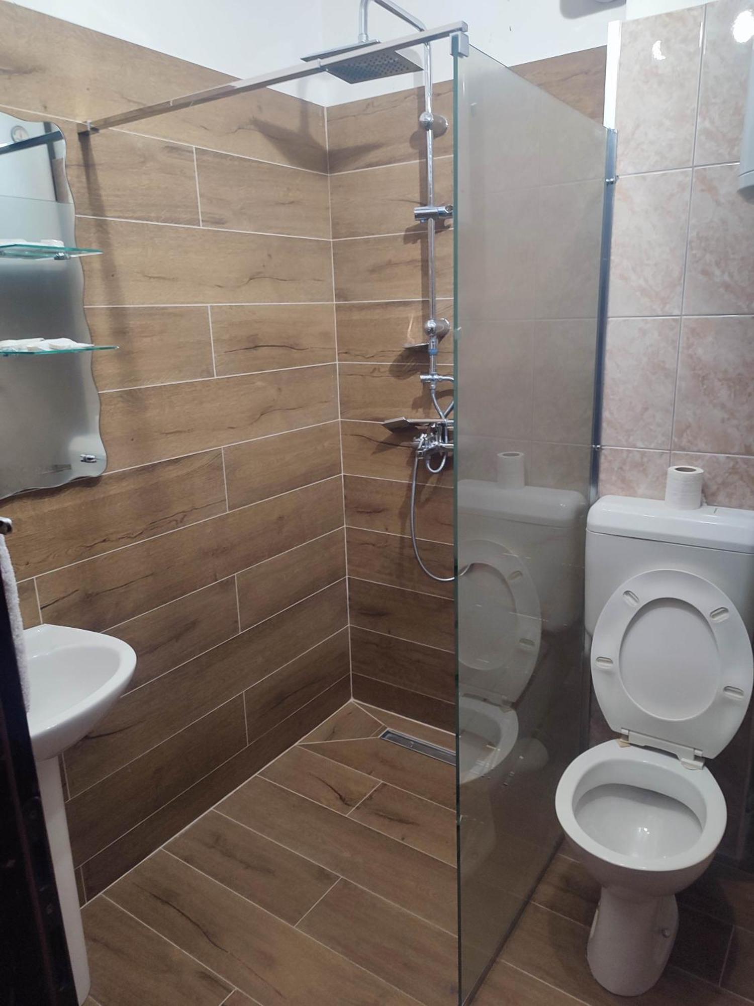 Pansion Kamin Bed & Breakfast Lukavica Oda fotoğraf