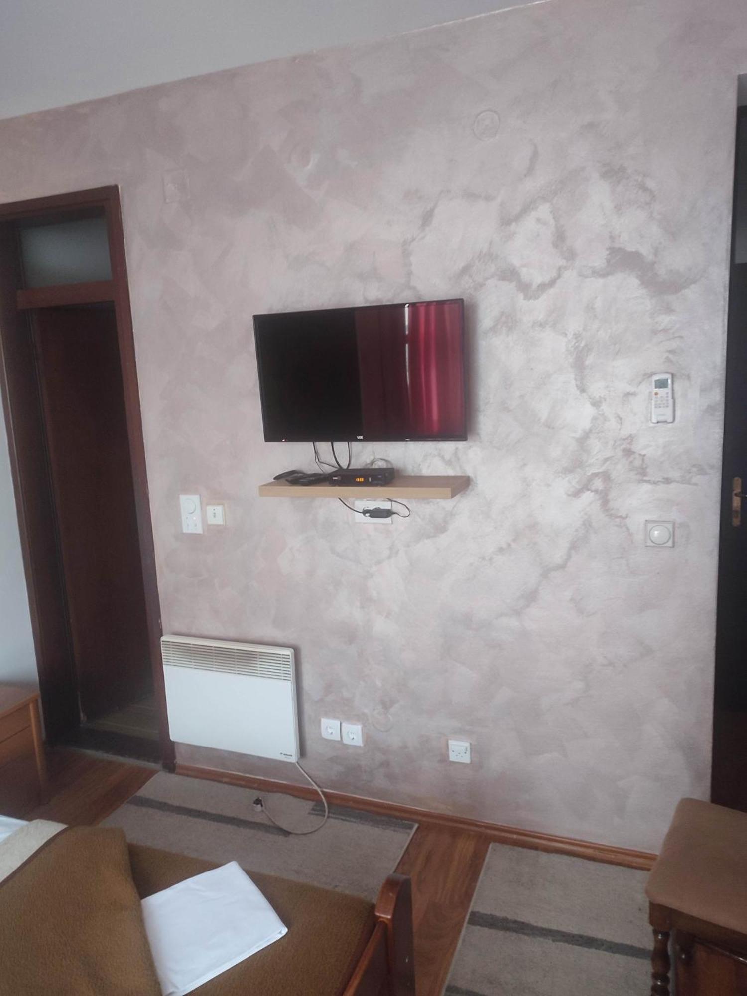 Pansion Kamin Bed & Breakfast Lukavica Dış mekan fotoğraf